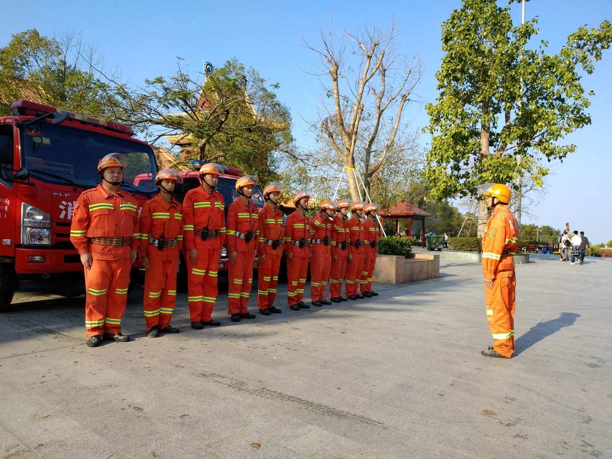 员消防作战服的穿戴方法_消防员_青梅竹马是消防员消防
