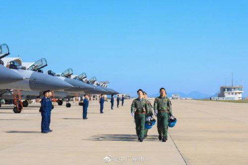 明日方舟资深干员词条一览_明日方舟资深干员搭配标签_明日方舟资深干员tag搭配