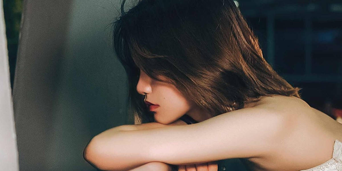 美女踩男人jj_美女踩男人要害_美女踩男人要害故事