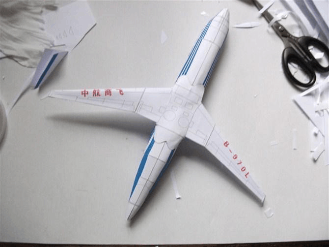 自制纸飞机模型图片_飞机纸模型自制图纸_教主模型纸飞机