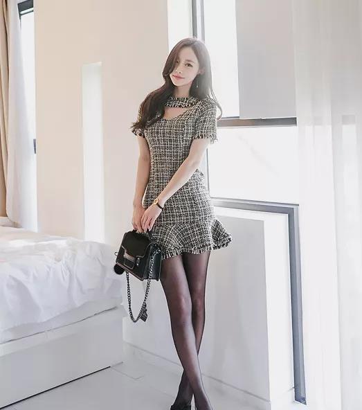 放荡的丝袜美腿护士老师_釆集网无丝袜雪白美腿控_放荡高跟鞋丝袜老婆