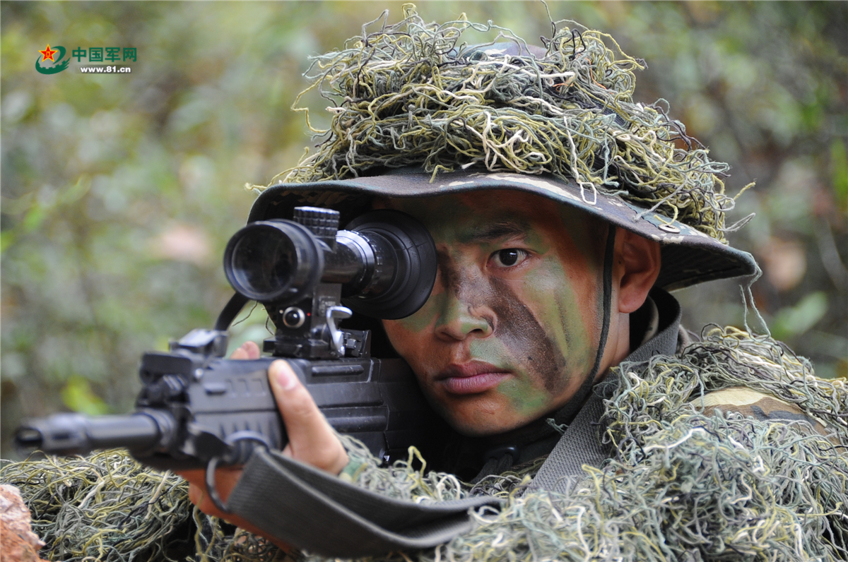 重装武器高清壁纸_重装武器_重装武器2