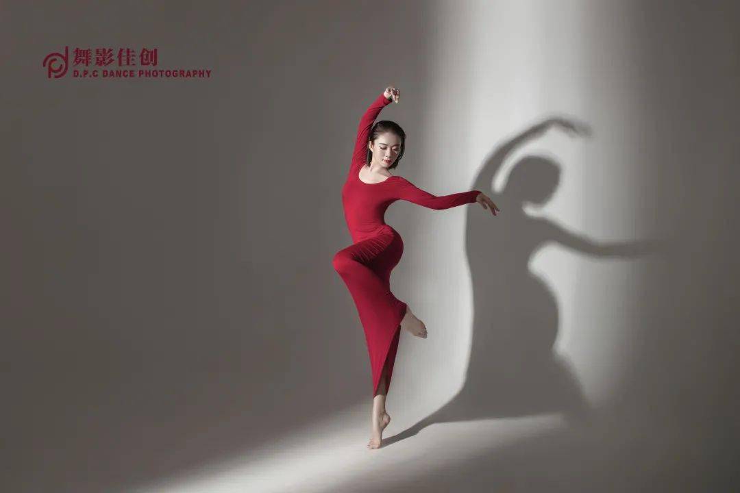 波涛汹涌乳摇gif出处_乳摇gif_二次元乳摇gif