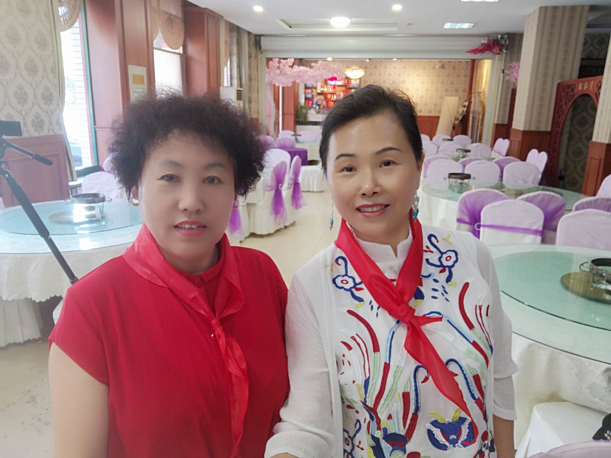 同桌看你_同桌经常偷看你答案怎么办_偷窥女同桌