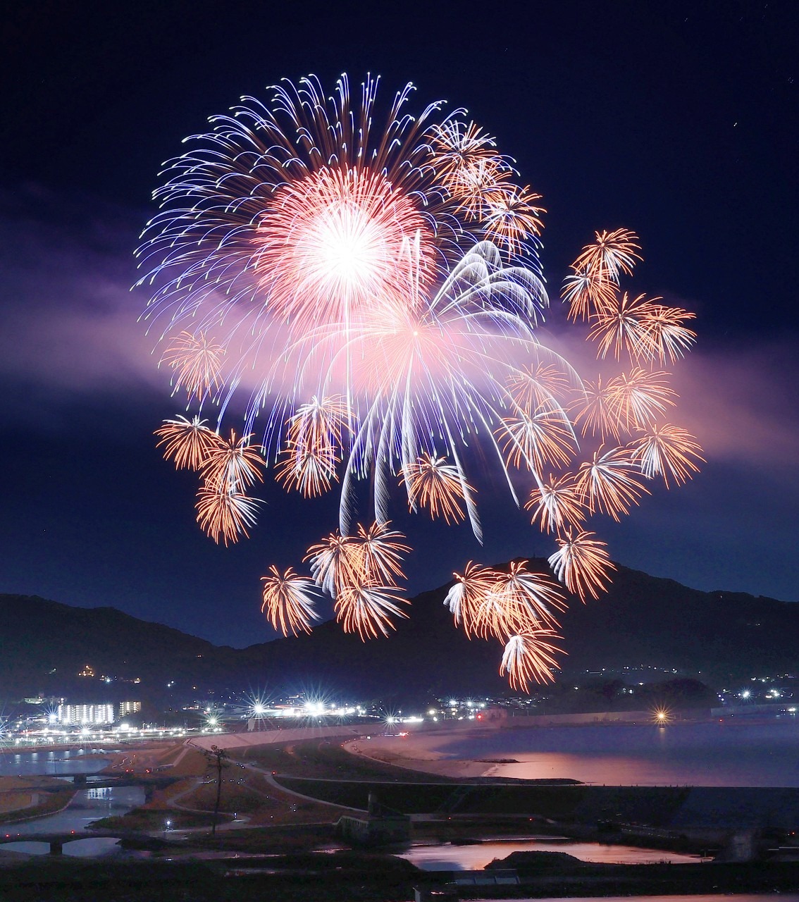 花火大会2021_2020花火大会官网_花火大会