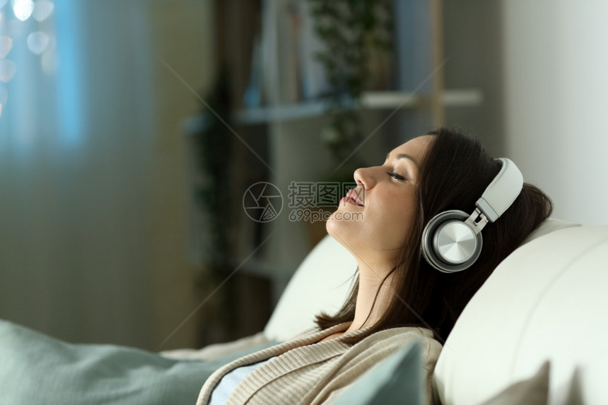曰批全过程免费视频观看草莓_男女日批全部过程视频_草莓视频免费观看100