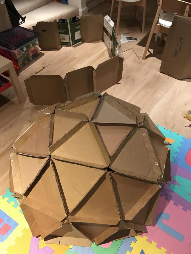 手机纸箱逃脱游戏_逃脱纸箱手机游戏_逃脱方块纸箱