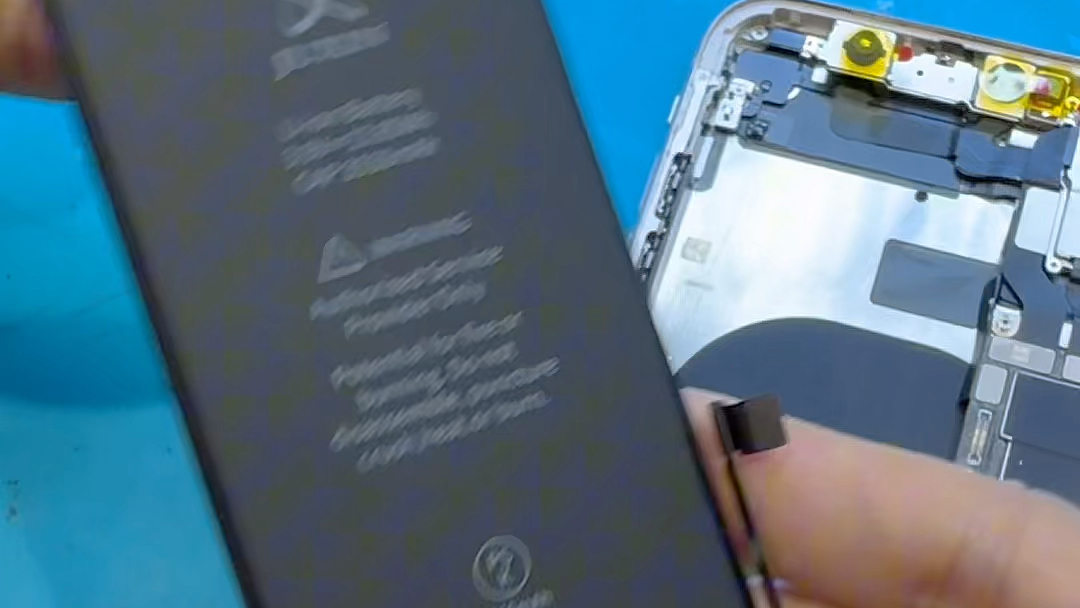 温度低iphone自动关机_苹果低温自动关机_iphone低温自动关机