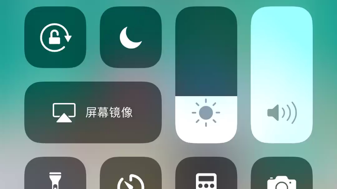自带电筒玩手手机游戏怎么设置_玩游戏手机自带手电筒吗_自带电筒玩手手机游戏有危害吗