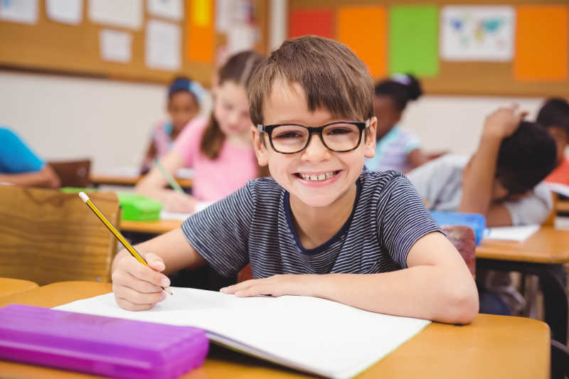学生上课手机打游戏检讨_检讨书上课玩手机的_检讨上课玩手机一千字