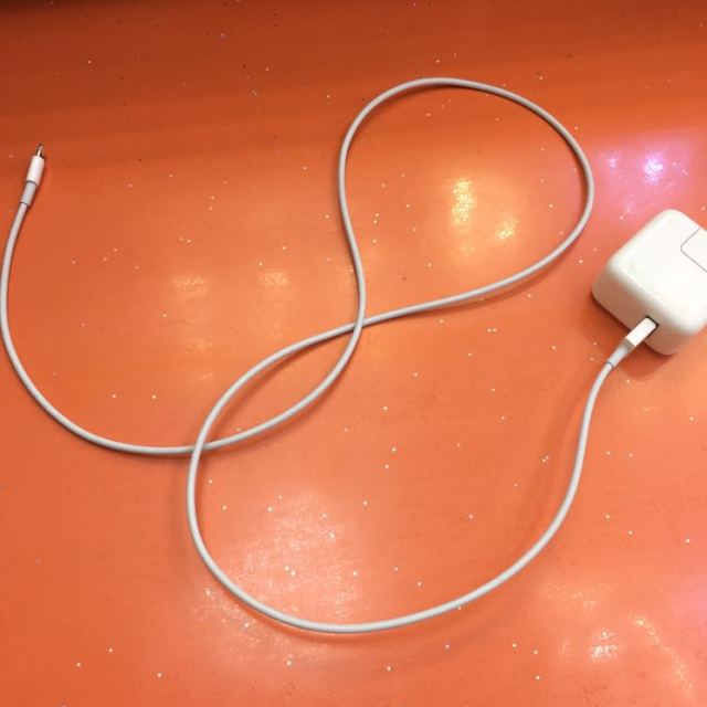 玩了游戏手机充电变慢_用慢充对手机影响_充电玩大型游戏