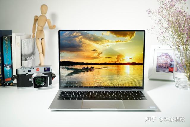游戏时掏手机_手机玩游戏扣钱怎么办_玩手机里的游戏