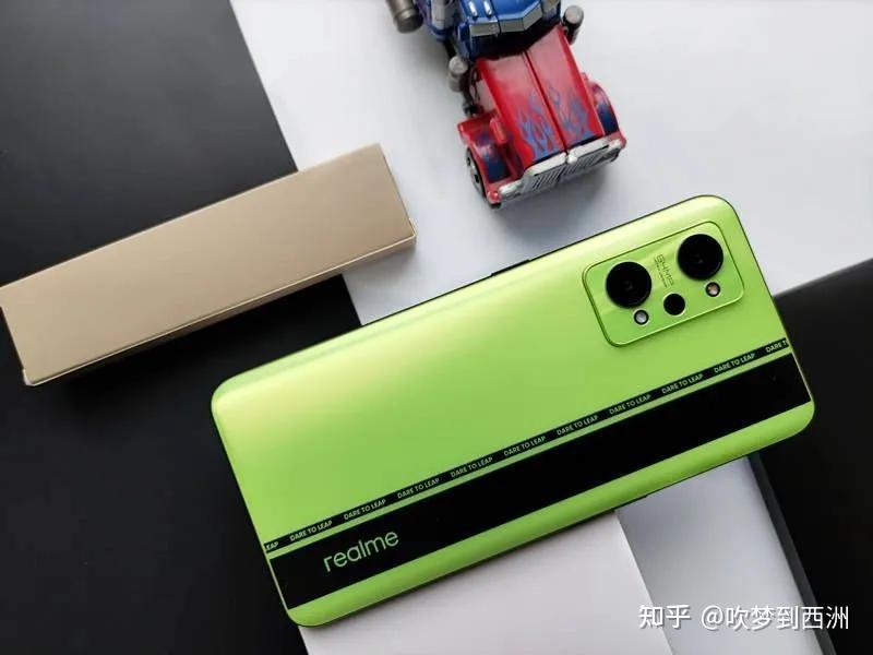 性价比高的手机玩游戏_玩游戏哪款手机性价比高好_性价比高的手机打游戏