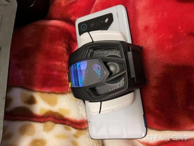 玩手机游戏用什么手机好_玩游戏用的手机_玩游戏用的手机有几款