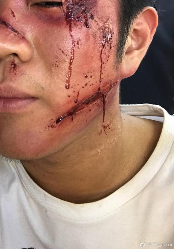 血腥单机游戏手机：画面情节血腥恐怖，是否适合普通人及孩子？