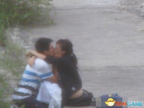 路边亲嘴游戏,街头趣味互动——路边亲嘴游戏，传递快乐与温情