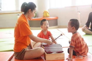 小手爬手指游戏,培养幼儿音乐感知与肢体协调能力
